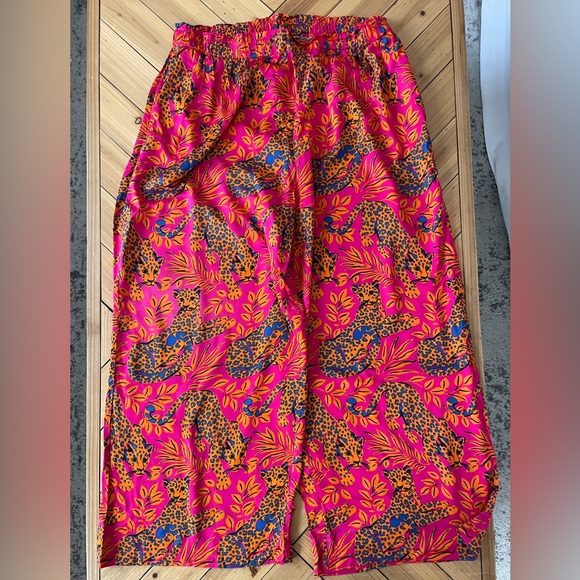 Printfresh
City Cats Fuchsia Wildest Dreams Set size L . - Picture 7 of 11